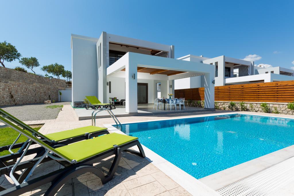 Antonoglou - Waterfront Luxury Retreat Villa Lachaniá