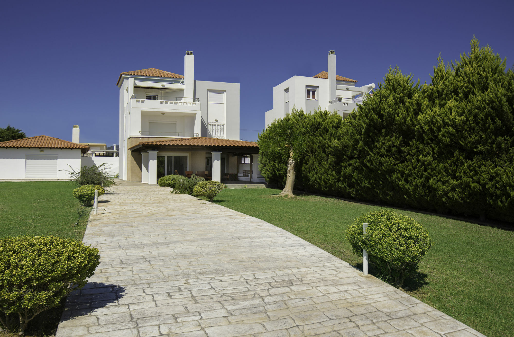 Villa Antonoglou - Waterfront Luxury Retreat Lachania