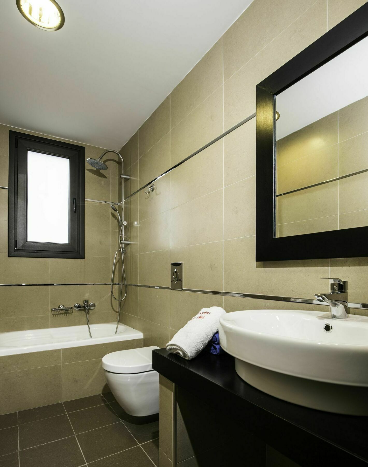Villa Antonoglou - Waterfront Luxury Retreat Lachania